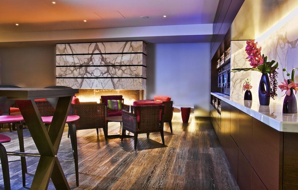 Hotel Doubletree Par Hilton Montréal