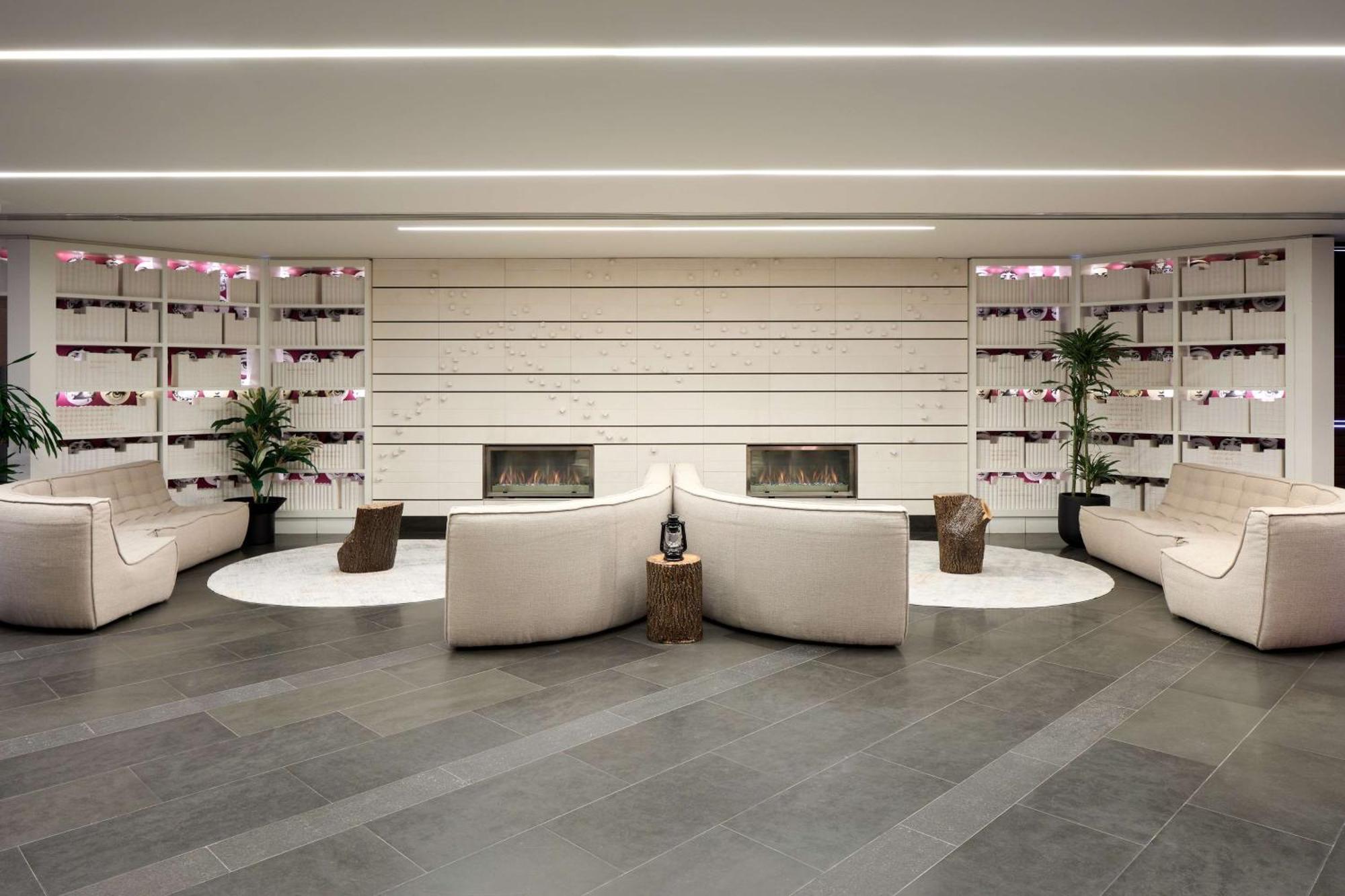 Doubletree By Hilton